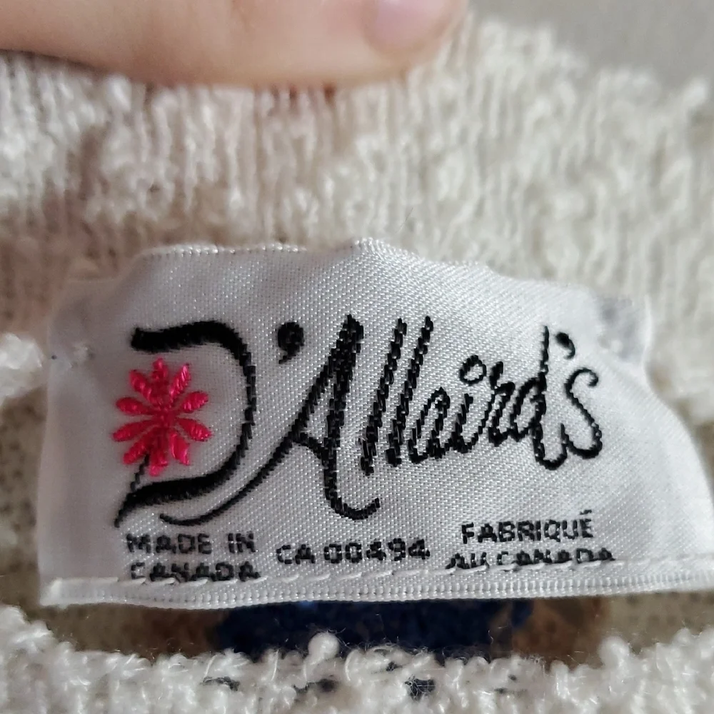 Vintage D'allaird's Cream Sleeveless Knit Sweater Top Red & Blue Stripes Sz M - Picture 2 of 11